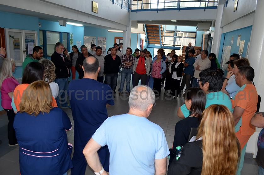Trabajadores del Hospital de Río Grande piden a ATE, ATSA y UPCN, que se abstengan de realizar acuerdos sin la correspondiente convocatoria a asambleas. 