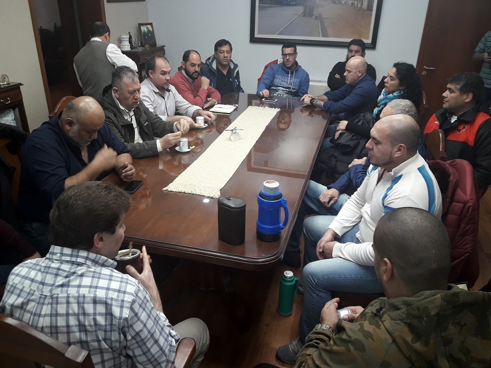 Dirigentes de la CGT Regional Río Grande fueron recibidos por el Intendente de la ciudad Gustavo Melella. 