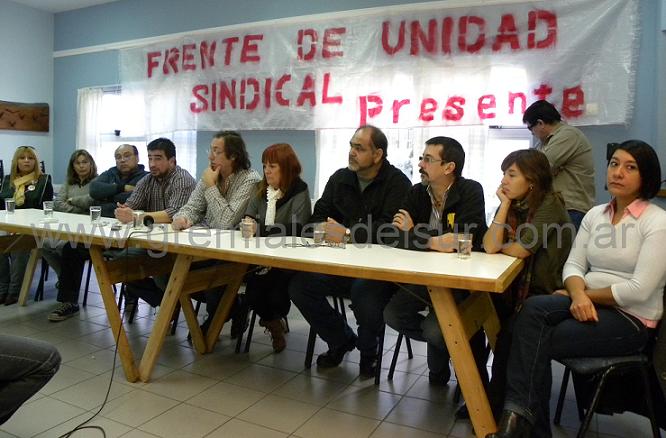 Conferencia de prensa en la sede del SUTEF Río Grande