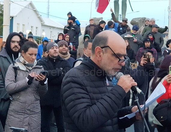 Gremios de la UTN Tierra del Fuego realizan un paro de actividades 