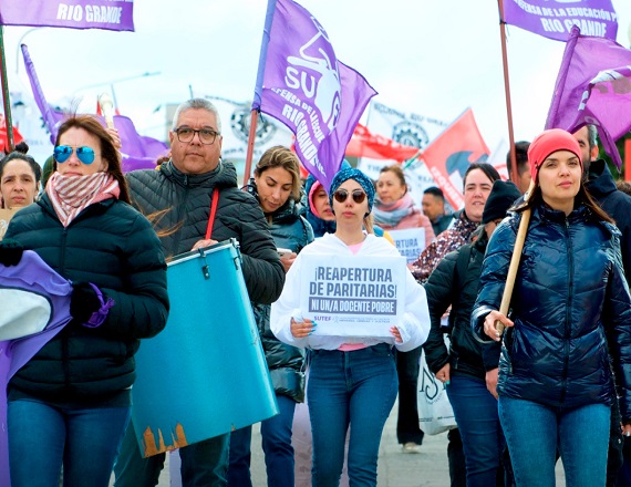 El SUTEF se reunió con el Gobernador de Tierra del Fuego