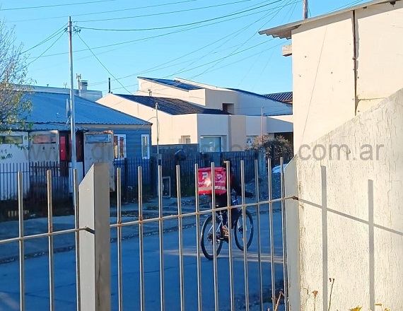 Concejal con insensibilidad social en plena crisis laboral  