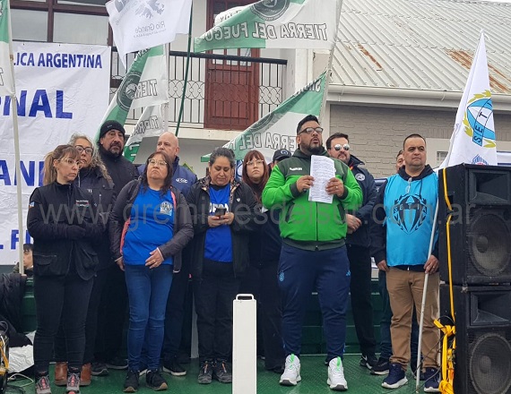 Escasa participación en el acto en Río Grande en rechazo a la Reforma Laboral