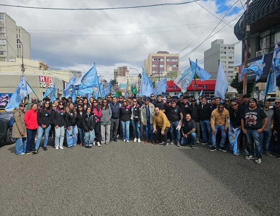 “El trabajo no se negocia, la dignidad no se entrega”, Luis Villegas 