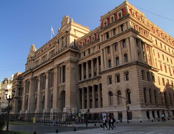 La Corte Suprema puso límites al cálculo de indemnizaciones por despido