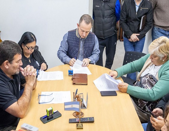 Municipio y gremios acordaron una nueva recomposición salarial 