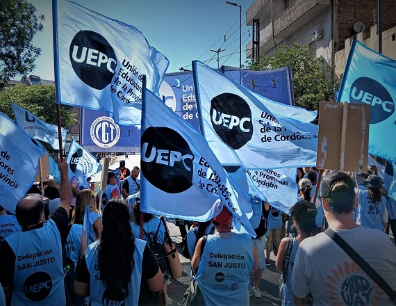 Conciliación obligatoria para frenar el paro docente de 72 horas en Córdoba