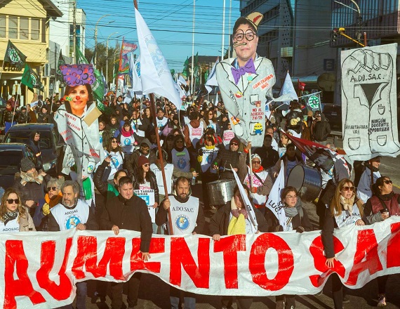 Docentes de Santa Cruz realizarán un nuevo paro de 96 horas 