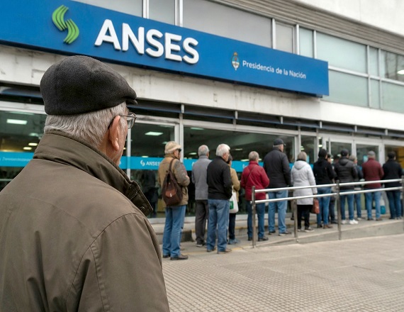 Por la finalización de las moratorias, prevén la mitad de jubilados a fin de 2026