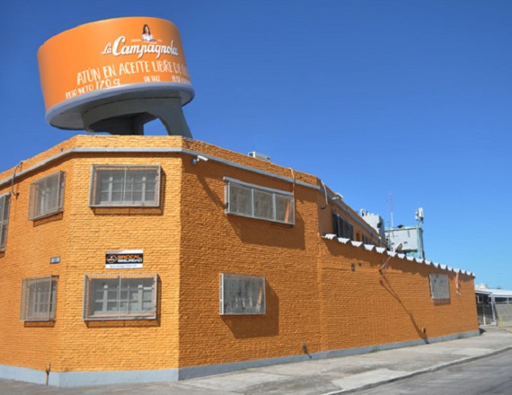 Empresa alimenticia frena la producción y suspende a 60 trabajadores