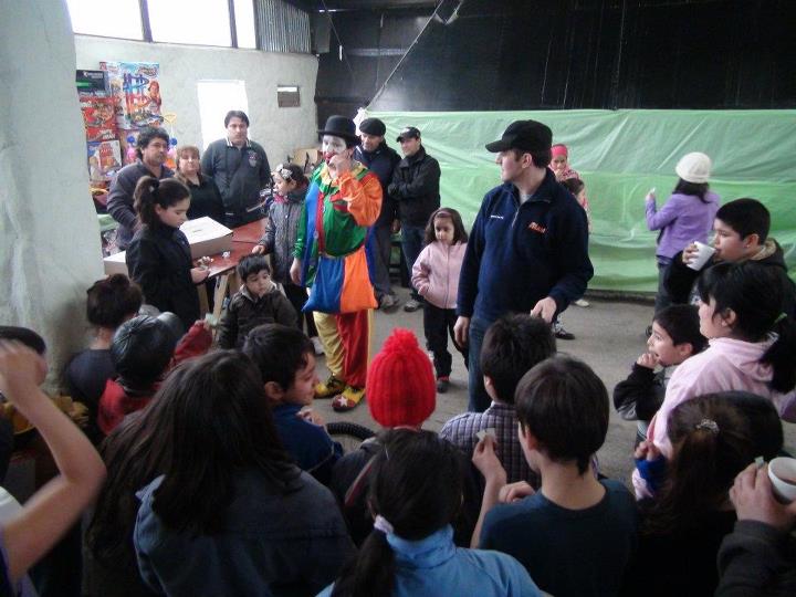La presencia de payasos animaron la fiesta de los chicos de Tolhuin