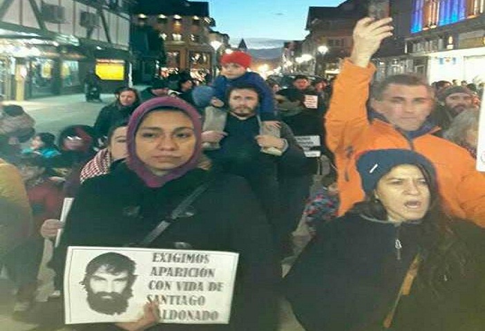 En Tierra del Fugo hubo movilizaciones por la aparición con vida de Santiago Maldonado.