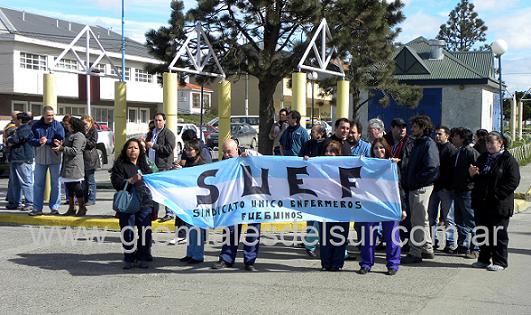 Los trabajadores de la salud cortaron San Martín y 9 de Julio