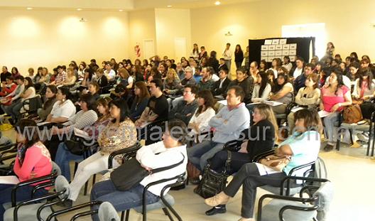 Desnaturalicemos la violencia, tema que acaparó la atención de docentes 