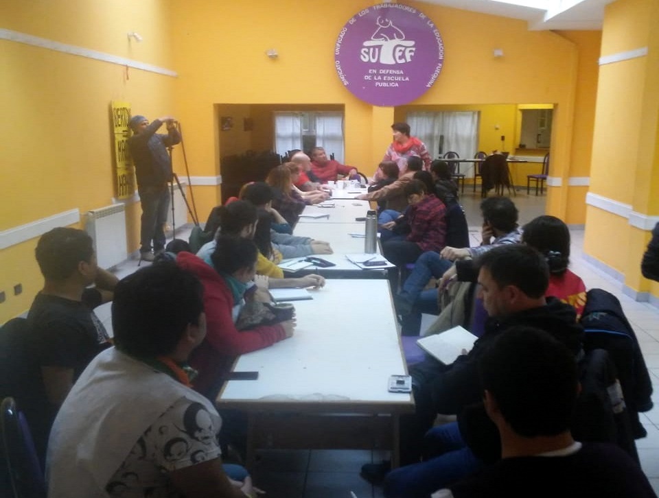 En la reunión realizada en la sede del SUTEF, se acordó que cada organización definirá durante los próximos días la modalidad con la que llevará adelante la jornada de lucha.