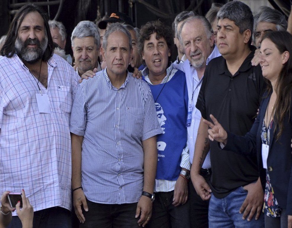 Pablo Micheli propuso armar un nuevo triunvirato para encabezar la nueva mega central obrera, lo que permitirá más control interno entre las organizaciones.