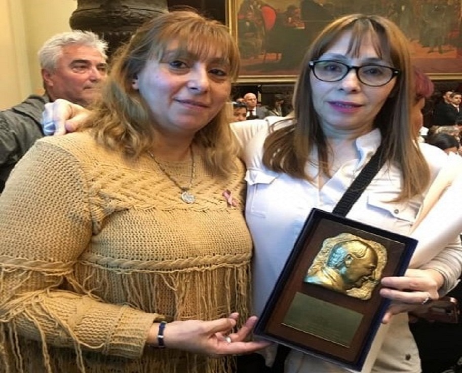 “Es un reconocimiento al trabajo de cientos de mujeres que nos organizamos y nos pusimos al frente de una lucha por el reconocimiento y empoderamiento de las mujeres”, resaltó Rossana Casas.