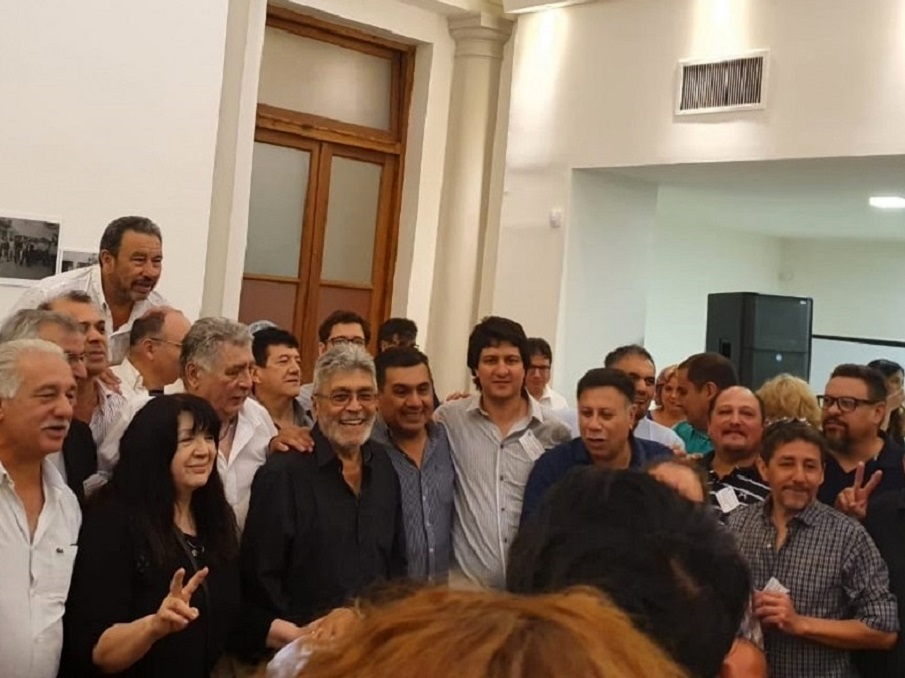 “Apostamos a que haya recuperación del salario, del trabajo y la producción, que haya una incorporación de los trabajadores de la economía popular como ya hizo esta CGT con una Secretaría”, destacó Pihen.