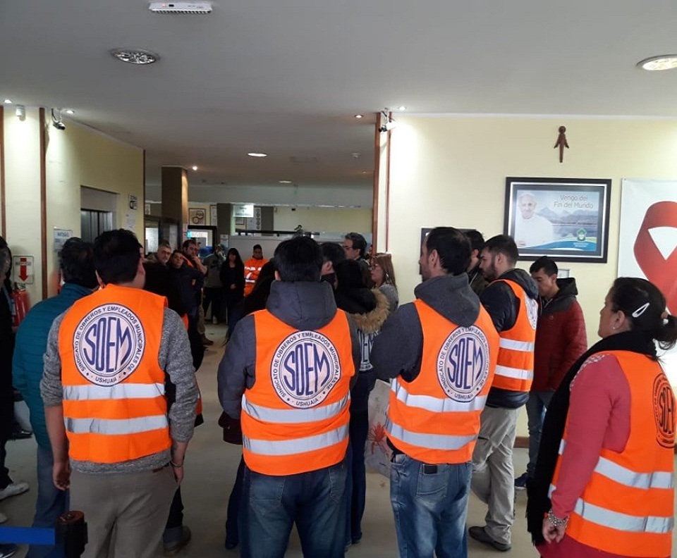 SOEM llevó adelante reclamos en la Municipalidad de Ushuaia. 