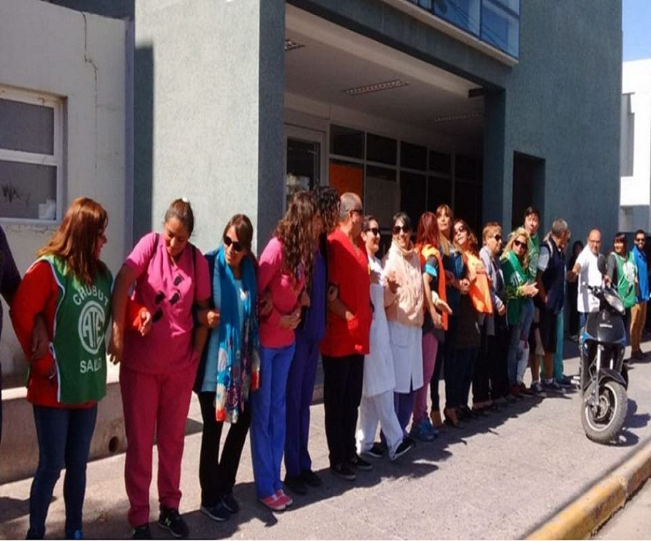 Está previsto que las actividades de protesta continúen hasta que los trabajadores obtengan una respuesta satisfactoria a su reclamo de larga data. 