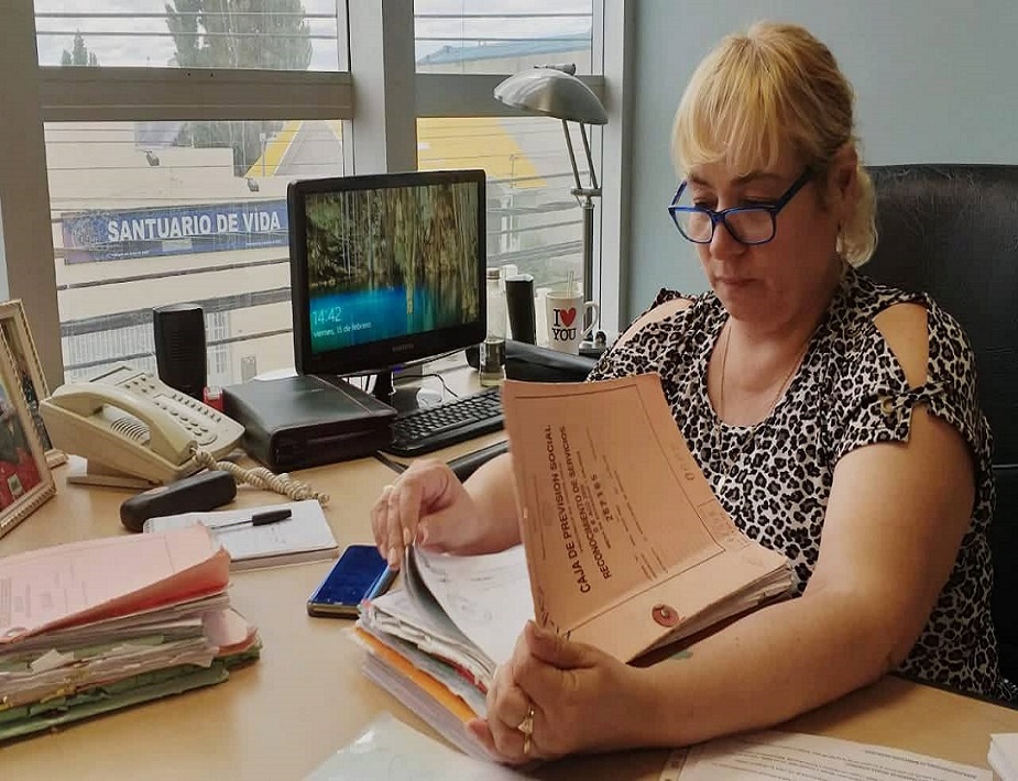 “Para cualquier consulta pueden escribirme a vpasivos@cps.gov.ar, llamar al 2966-424074, o al celular 2966-606805”, indicó Viviana Carabajal. 