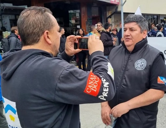 “Los gremios municipales y jubilados estamos convocando para el martes 3 a todos los sindicatos que tienen injerencia con la Obra Social y a los jubilados, en la sede del SOEM, a las 11 horas”, indicó Manuel Ojeda.