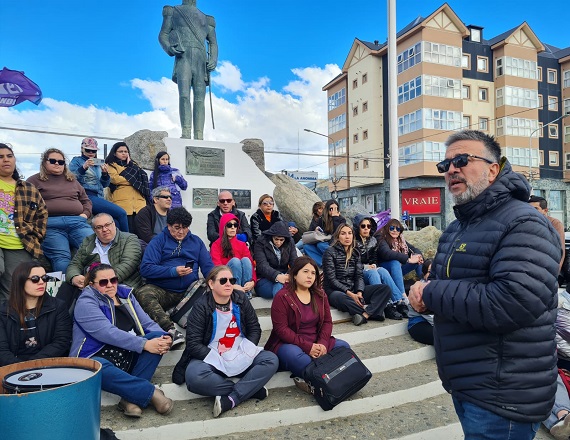 “Vemos que se va a repetir un presupuesto de ajuste, un presupuesto que no va a dar respuesta no a los salarios estatales, sino que no va a dar respuesta a la mayoría de las cosas que se necesitan socialmente”, sostuvo Horacio Catena.