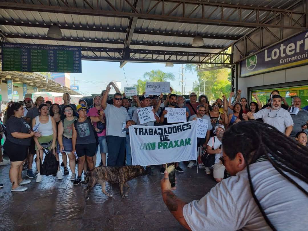 Ahora, en el mismo establecimiento, en una actitud revanchista y antisindical, de los 6 despedidos 4 fueron Delegados en años anteriores o activistas desde el origen de la organización.