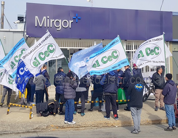 “No se trata de la caída de puesto de trabajo por baja de producción de Mirgor, dijo Santiago Schneider y resaltó, “lo que está haciendo la empresa es tomar empleados con contratos nuevos bajo las nuevas condiciones de la reforma laboral”.