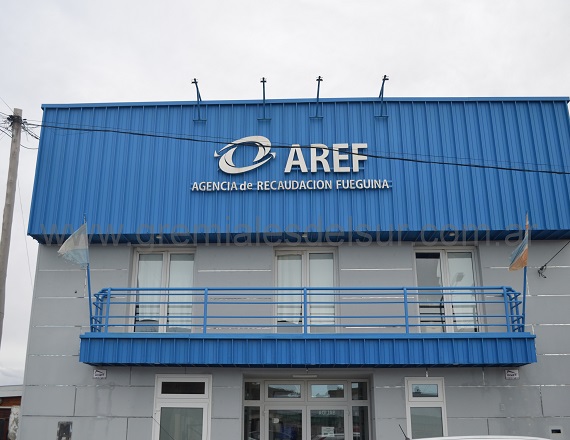 Los trabajadores de AREF Reclamaron que la exclusión establecida por ley los afecta en forma directa y resulta inconstitucional por contrariar la garantía y derecho de igual remuneración por igual tarea en igualdad de condiciones.