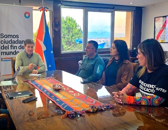 El encuentro entre los dirigentes del SUTEF y el Gobernador de la provincia se llevará a cabo este martes 27 de mayo a las 15:00 horas en Casa de Gobierno en la ciudad de Ushuaia. Foto de archivo. 