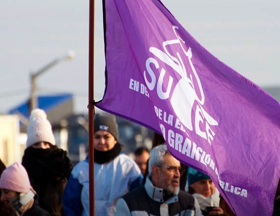 Desde SUTEF se planteó que es urgente una recomposición salarial, teniendo en cuenta que la propuesta presentada es completamente insuficiente y está lejos de atender las necesidades de la docencia.