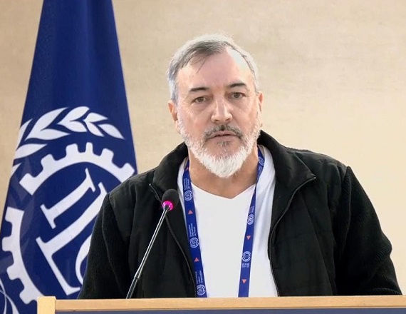 “En Argentina la democracia está en peligro. Las mentiras organizadas, las amenazas, la represión y el espionaje ilegal son las armas del Gobierno para avanzar con la reforma laboral”, expresó Rodolfo Aguiar ante la OIT.