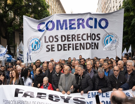 FAECyS advierte que el conflicto se ve agravado por la falta de homologación del acuerdo por parte del Gobierno nacional, que adoptó una política restrictiva de aumentos que no superen el 1% mensual.
