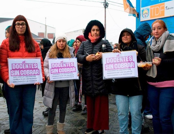 El SUTEF exige la inmediata reliquidación correcta del SAC para toda la docencia afectada. El pago urgente a quienes no han percibido aún su aguinaldo. La revisión integral del sistema de liquidación salarial del sector docente.
