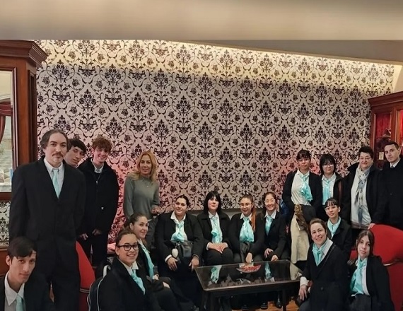 Esta iniciativa, impulsada desde la conducción del Secretario General José Llugdar, refuerza el compromiso del sindicato con la educación y el desarrollo de futuros profesionales en el sector hotelero.