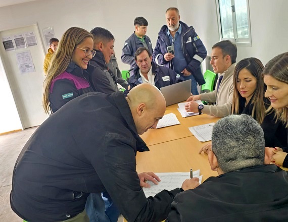 El traspaso se realizó sin problemas y en los términos tales como se los había planificado, dado que no hubo ningún contratiempo, y todo se dio en el marco que se había hablado con antelación.