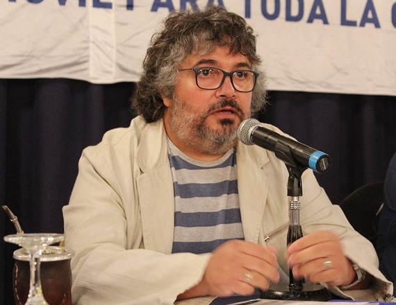 “En la medida que siga habiendo dirigentes que no defienden a las trabajadores y trabajadores, seguramente el salario va a seguir cayendo”, remarcó Daniel Yofra en alusión a la dirigencia de la CGT.