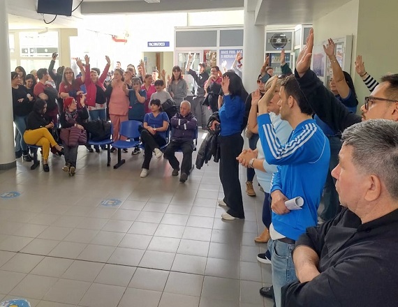 En el Hospital Regional Río Grande se desarrolló el miércoles una asamblea donde se aprobó el acuerdo salarial de ATSA con el Gobierno, pero la votación fue dividida.