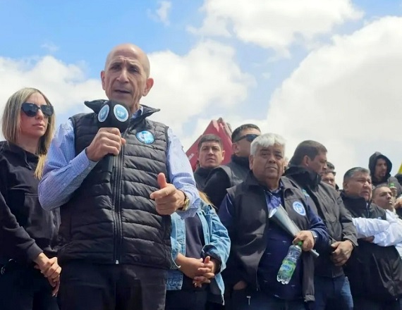 “Comodoro no solo tiene producción de petróleo, tiene otra cosa que es importante: la calidad de su gente. Aquí hemos superado muchos obstáculos y hay gente que está en cana por eso”, recordó José Llugdar.