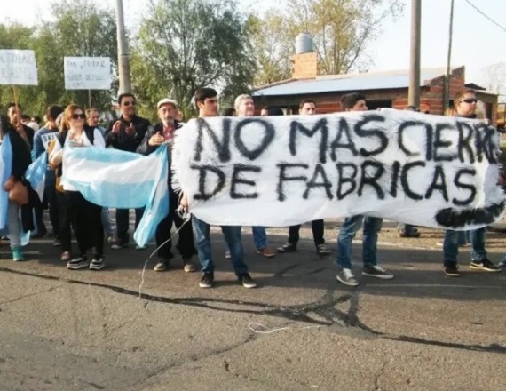 Según los datos, el 75% de las empresas industriales consideró que la situación actual resultó peor que en el trimestre anterior. A su vez, más del 86% anticipó un empeoramiento en el corto plazo.