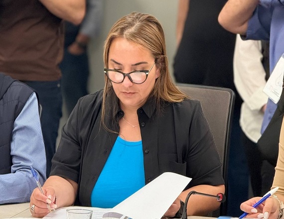 “En mi provincia estos años se perdieron miles de puestos de trabajo. Tenemos la desocupación más alta que el promedio nacional”, describió Andrea Freites en su exposición cuando votó en contra de la Reforma Laboral.