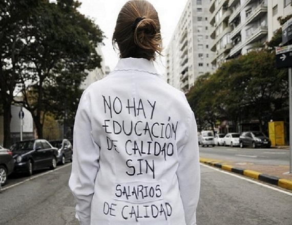 Todos los sindicatos docentes nacionales reclaman un aumento salarial que “permita recuperar el poder adquisitivo”, mientras el salario promedio se ubica en el nivel más bajo de los últimos 20 años.