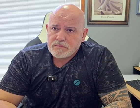 “Se repite esta situación en casi todos los lugares donde hemos visitado que le denominamos Paseo de Compras y la idea es regularizar la situación de aquellos trabajadores que se encuentran en esta situación”, dijo Daniel Rivarola.