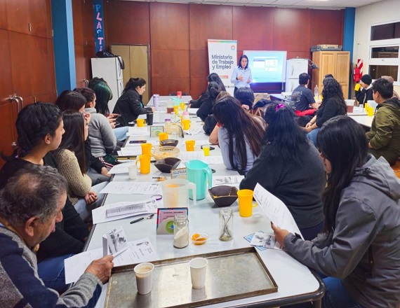 Las capacitaciones forman parte de una línea de trabajo que el Ministerio viene desarrollando desde comienzo de año en distintos comedores, centros comunitarios, y establecimientos educativos de Ushuaia y Río Grande.
