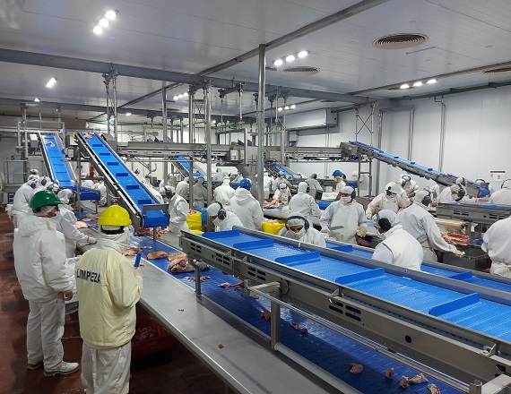 En principio, la medida estaría relacionada con la caída del consumo y la situación económica general, factores que afectan la actividad productiva y ponen en riesgo más puestos de trabajo.