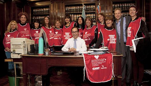 El Senador Osvaldo López con integrantes de AMMAR