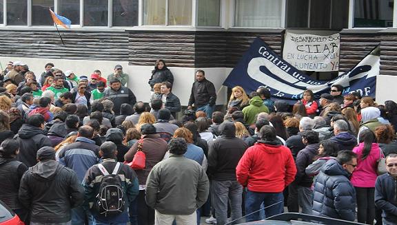 En Ushuaia siguen las asambleas pidiendo 40% de aumento salarial