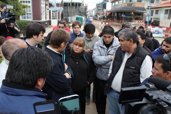 Sciurano salió a dialogar con los trabajadores de ATE que reclaman recomposición salarial