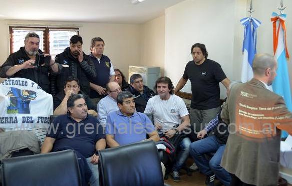 Representantes de Petroleros Privados estarán en la Legislatura el martes 30 de setiembre 